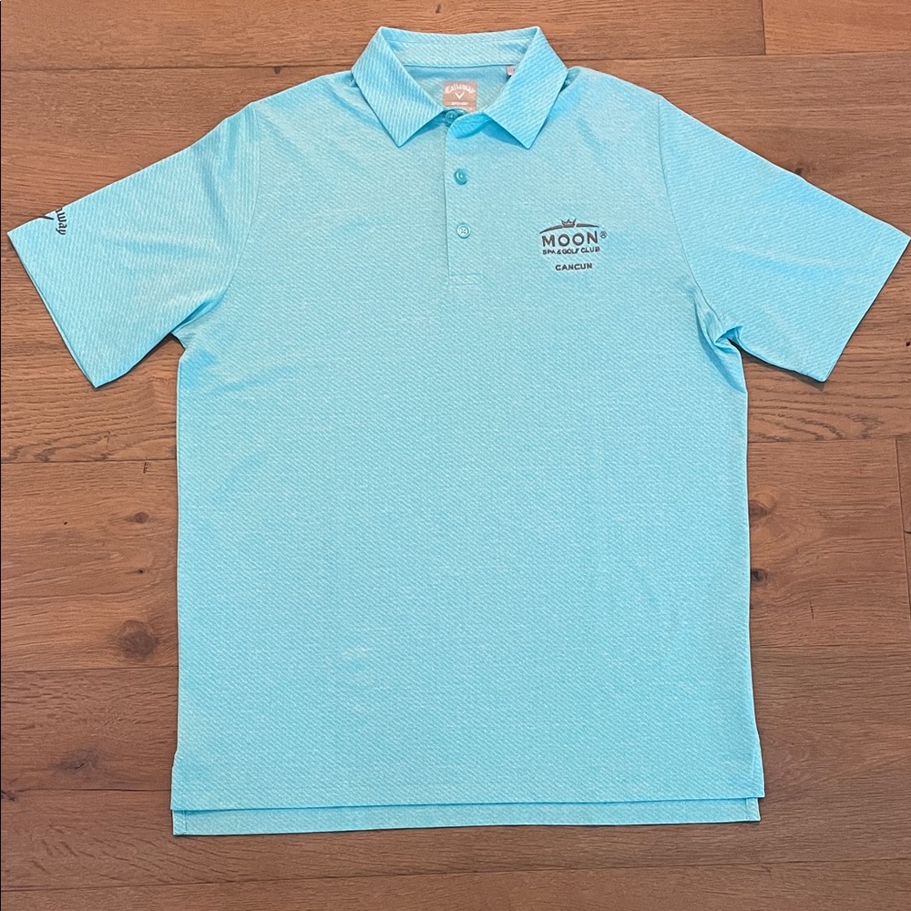 CALLAWAY LIGHT BLUE MOON SPA & GOLF CLUB CANCUN GOLF POLO. SIZE MEDIUM. MENS.